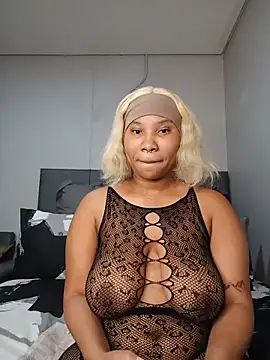 DrippinCaramelCutie online show from June 2026 09:16:02 PM