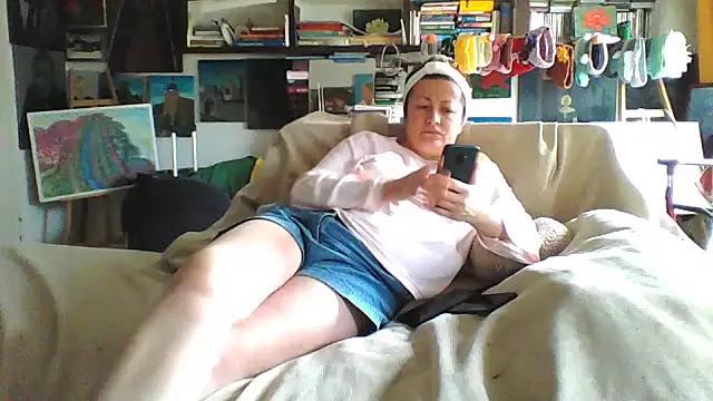 MariaAnaSunshine online show from November 2025 11:47:01 AM