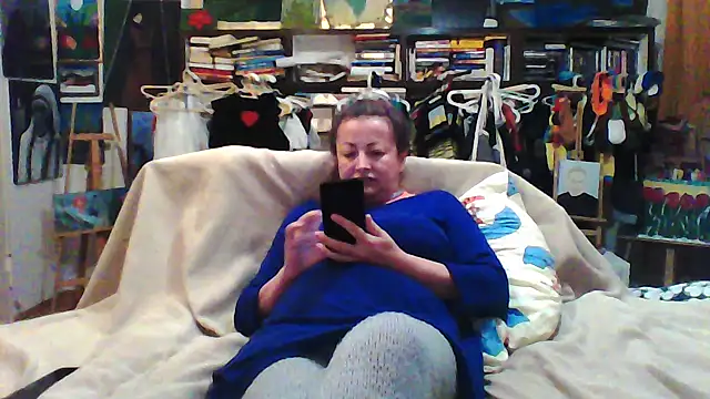 MariaAnaSunshine online show from March 2026 06:13:01 PM