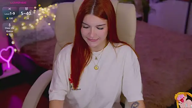 RedShinee online show from October 2025 06:27:02 AM