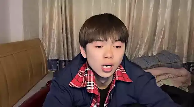 xiaottt1918 online show from January 2025 01:27:01 PM