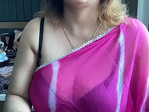 Snapshot of sassypooja chatting on December 2024 07:08:01 AM sassypooja online show from December 2024 07:08:01 AM