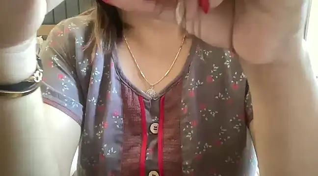 Snapshot of sassypooja chatting on January 2025 07:53:01 AM sassypooja online show from January 2025 07:53:01 AM