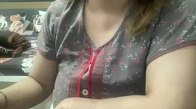 Snapshot of sassypooja chatting on February 2025 08:45:02 PM sassypooja online show from February 2025 08:45:02 PM