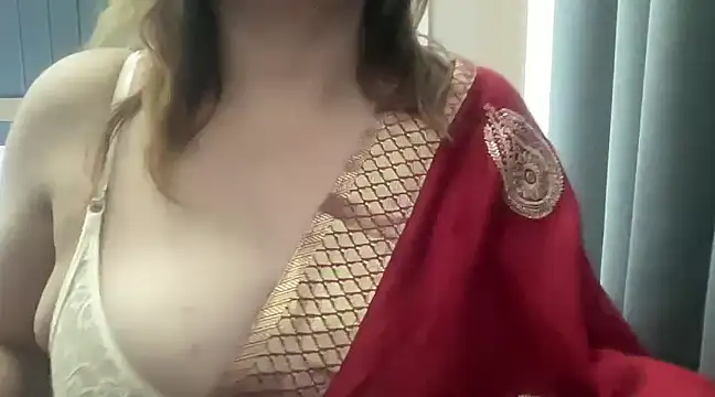 Snapshot of sassypooja chatting on February 2025 10:02:01 AM sassypooja online show from February 2025 10:02:01 AM