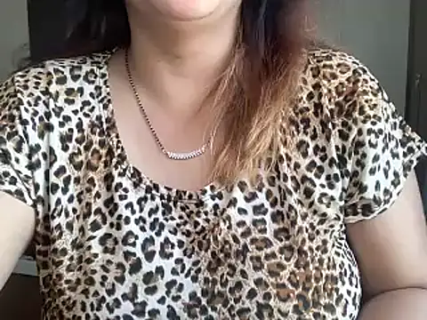 Snapshot of sassypooja chatting on March 2025 05:00:02 AM sassypooja online show from March 2025 05:00:02 AM