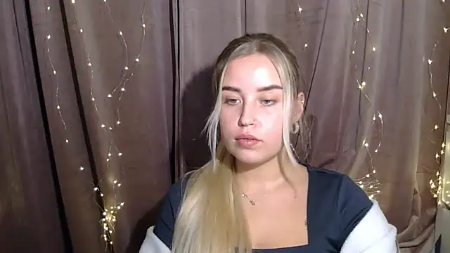 KristyHoney online show from December 2024 06:28:01 PM