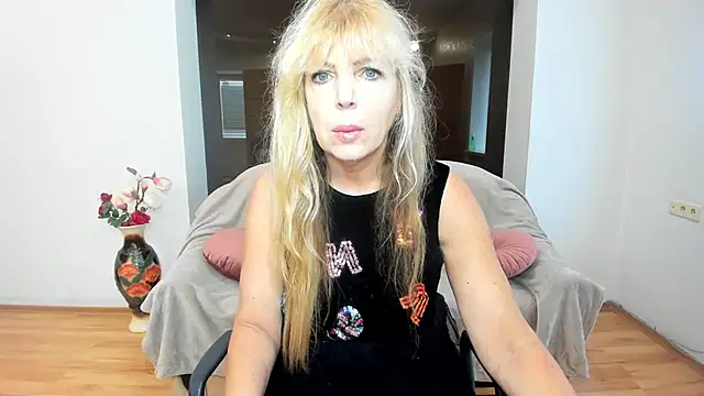 Anna Diax online show from November 2025 12:29:02 PM