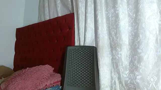 cristinamontiel online show from October 2025 02:24:01 PM