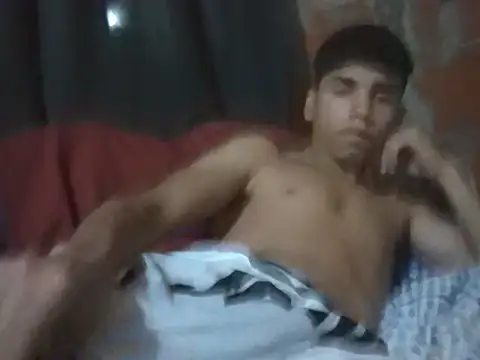 Snapshot of el_dylan_17 chatting on March 2026 12:06:01 AM el dylan 17 online show from March 2026 12:06:01 AM