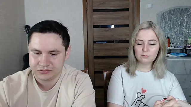 Kristy-Max online show from March 2025 11:31:02 PM