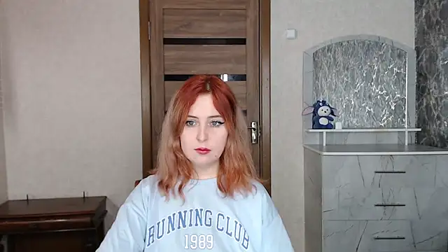 Kristy-Max online show from September 2025 11:04:01 PM