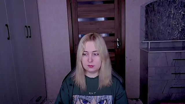 Snapshot of Kristy-Max chatting on March 2026 02:04:01 AM Kristy-Max online show from March 2026 02:04:01 AM