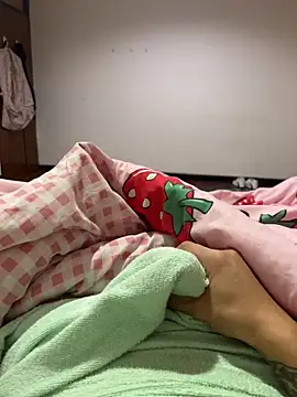 CM100412 online show from March 2025 06:37:02 PM