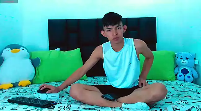 Tonny twink  online show from February 2025 04:53:01 AM