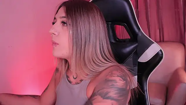 ashleyvalirya online show from January 2026 04:15:01 AM