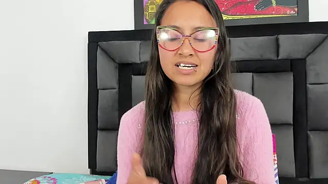 tatiana valencia online show from December 2024 03:15:01 PM