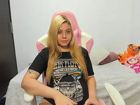 saori 9b online show from January 2025 08:32:01 PM