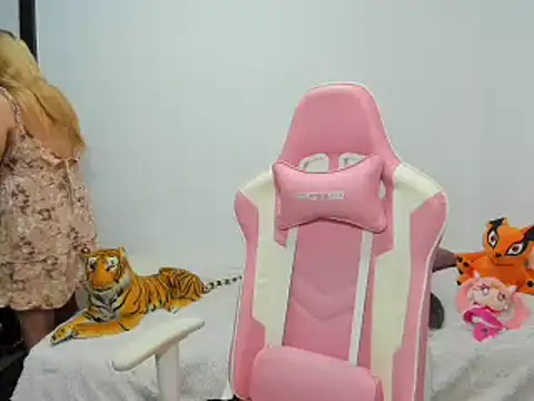 saori 9b online show from January 2025 08:16:01 PM