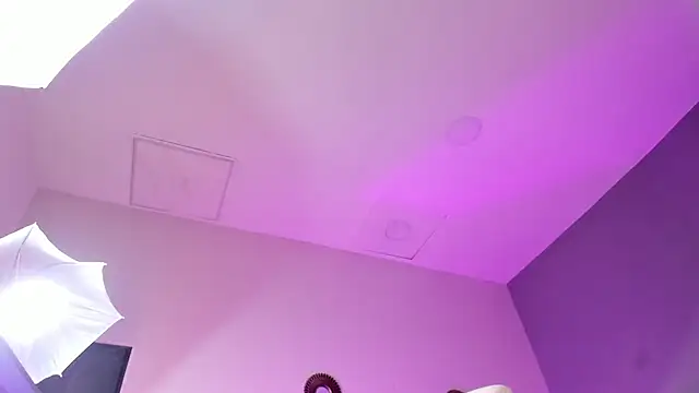 Snapshot of Giovanna_oliveira chatting on April 2026 09:02:01 AM Giovanna oliveira online show from April 2026 09:02:01 AM