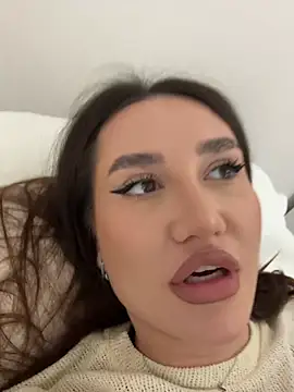 freyacherie online show from November 2025 12:38:02 PM