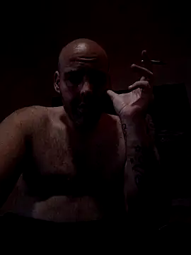 Snapshot of medioarabemediogypsi chatting on September 2025 04:50:01 PM medioarabemediogypsi online show from September 2025 04:50:01 PM