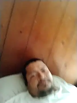 rober245 online show from October 2025 06:52:01 PM