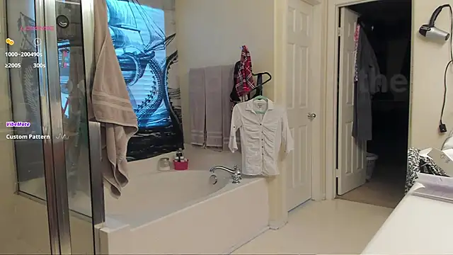 Peaches N Kreme online show from February 2025 11:25:02 PM