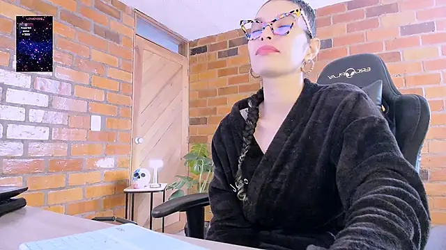 paulinabarnett- online show from January 2025 03:57:01 PM