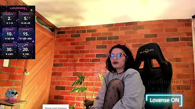 paulinabarnett- online show from September 2025 05:36:02 PM