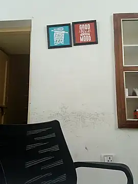 Long Laster online show from February 2025 11:34:01 AM