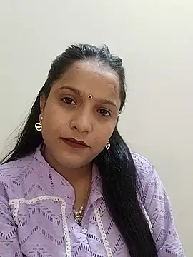 Snapshot of Simran-Kaur143 chatting on July 2026 07:19:01 PM Simran-Kaur143 online show from July 2026 07:19:01 PM