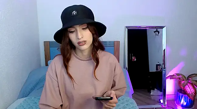 Snapshot of gabykovalenko14 chatting on February 2025 03:21:01 PM gabykovalenko14 online show from February 2025 03:21:01 PM