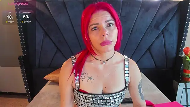 Snapshot of NIKI_SANTANA chatting on October 2025 03:51:02 AM NIKI SANTANA online show from October 2025 03:51:02 AM
