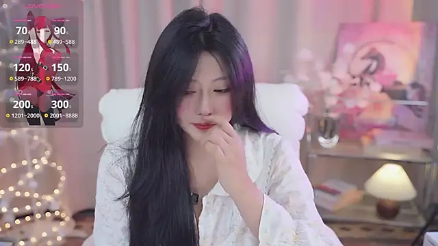 Snapshot of YINGTao-168 chatting on September 2025 01:32:02 AM YINGTao-168 online show from September 2025 01:32:02 AM