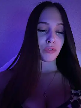 EricaWalls online show from December 2024 09:06:01 PM