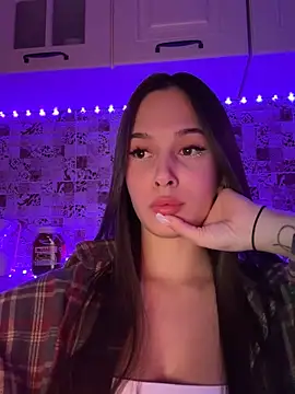 EricaWalls online show from January 2025 06:14:01 PM