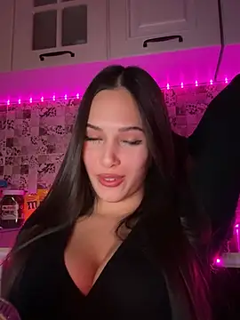 EricaWalls online show from February 2025 07:52:02 PM