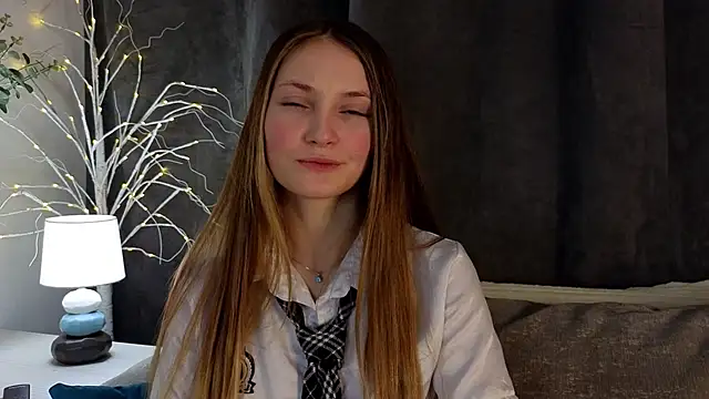 MonaEldon online show from December 2024 01:26:01 AM