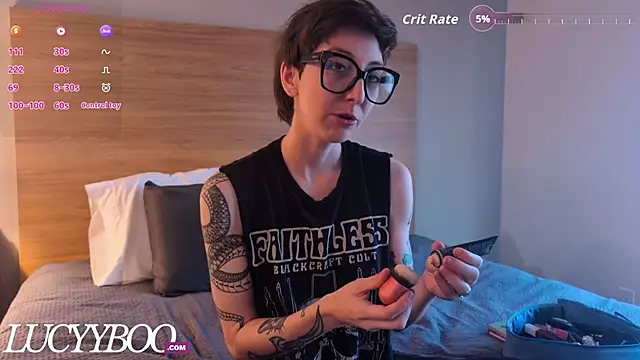 Snapshot of lovelylucyy chatting on October 2025 03:45:01 PM lovelylucyy online show from October 2025 03:45:01 PM