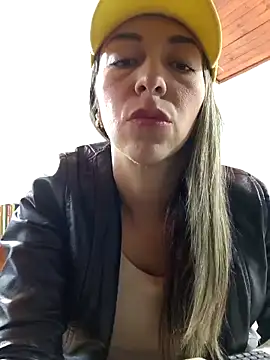 Snapshot of rachellboom chatting on May 2026 10:17:01 PM rachellboom online show from May 2026 10:17:01 PM
