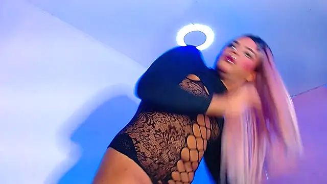 vanessa nauthygirls online show from December 2025 07:44:01 PM