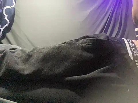 Snapshot of BigMac1596 chatting on October 2025 12:16:01 PM BigMac1596 online show from October 2025 12:16:01 PM