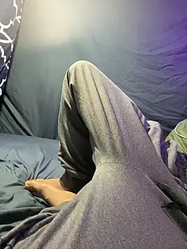 Snapshot of BigMac1596 chatting on November 2025 11:13:01 AM BigMac1596 online show from November 2025 11:13:01 AM