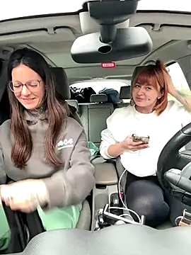 BrownieyQueen online show from November 2025 08:50:01 AM