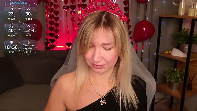 MilaBott online show from February 2026 07:39:02 PM