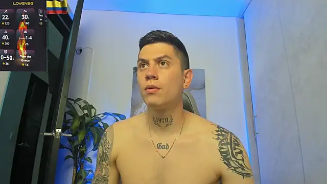 Yeiko Romero  online show from October 2025 07:05:02 PM