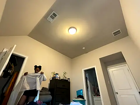 Snapshot of wynterheat chatting on November 2025 07:03:01 PM wynterheat online show from November 2025 07:03:01 PM