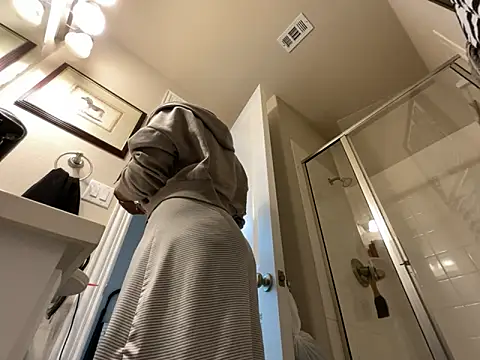 Snapshot of wynterheat chatting on November 2025 11:25:02 PM wynterheat online show from November 2025 11:25:02 PM