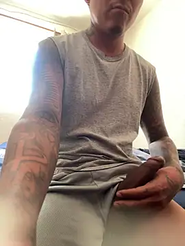 Snapshot of Daniel7131 chatting on March 2025 08:14:02 PM Daniel7131 online show from March 2025 08:14:02 PM